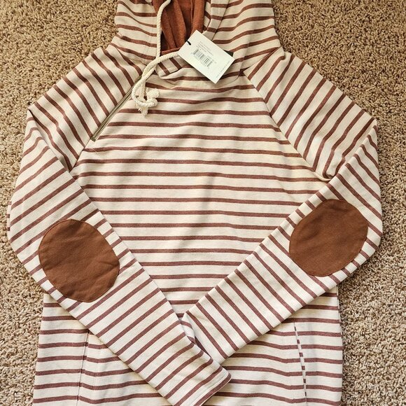 Doublehood Hoodie - Feels Like Fall - Picture 1 of 3